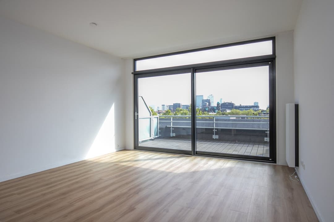Appartement Westzeedijk 507 E, Rotterdam - À Louer