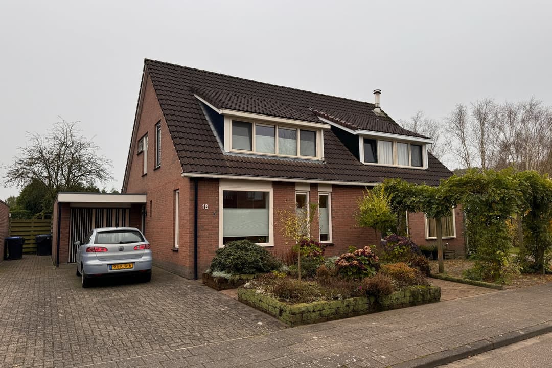 Huis Weegbree, Roden - Te Huur