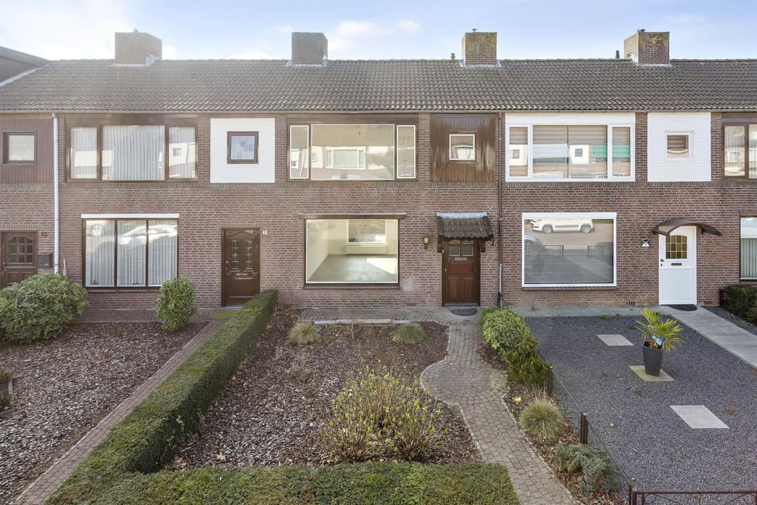 Van Graftstraat 9, Helmond - For Rent