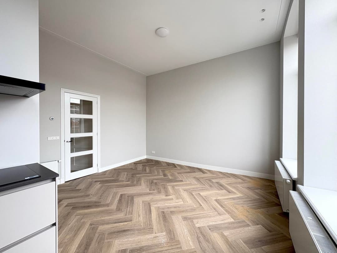 Flat Henri Polaklaan, Amsterdam - Te Huur