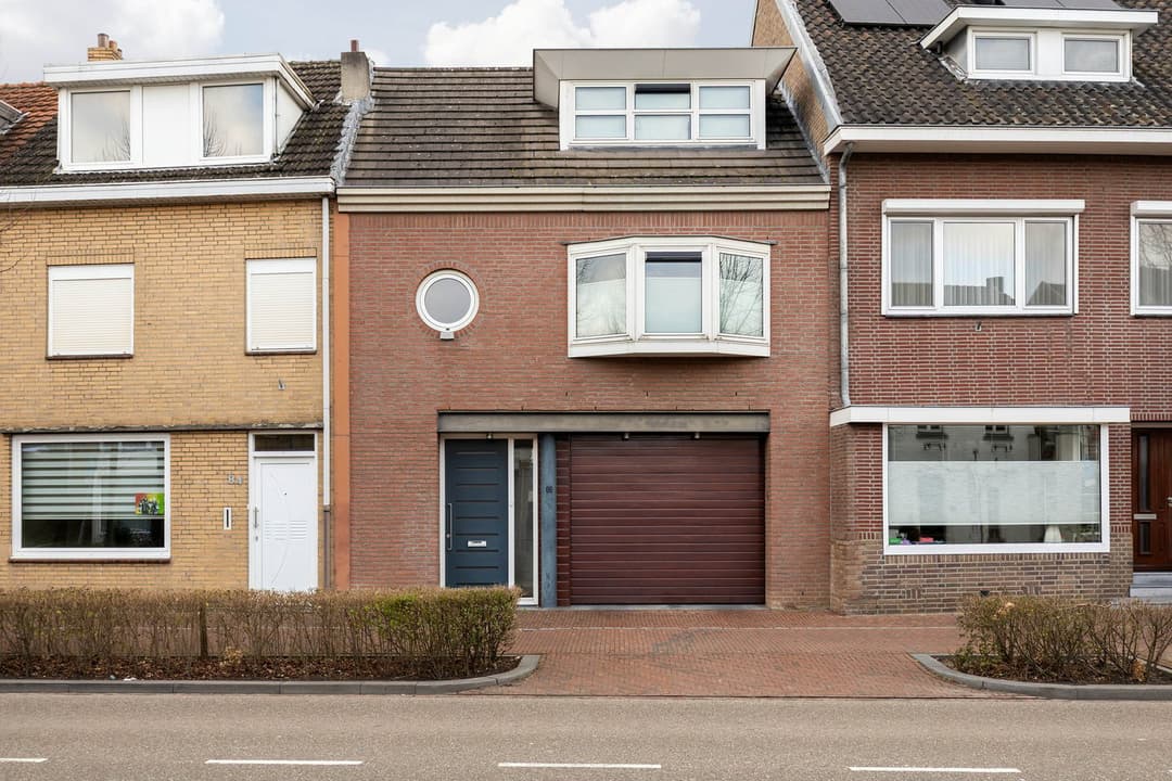 Maison Mitoyenne Rijksweg Noord 86, Sittard - À Louer