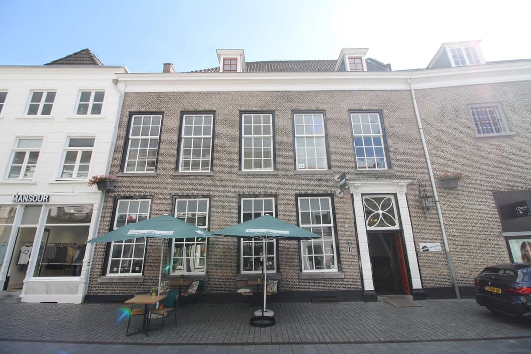 Appartement Halstraat, Breda - À Louer