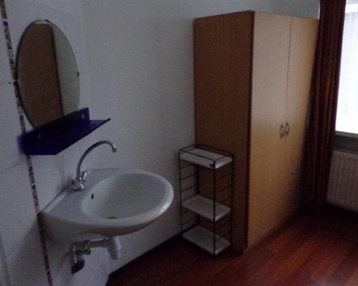 Furnished Room for Rent Von Geusaustraat, Voorburg