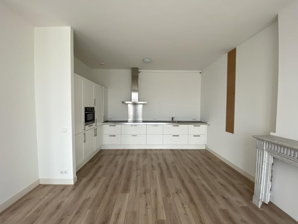 Flat Koninginneweg, Amsterdam - Te Huur