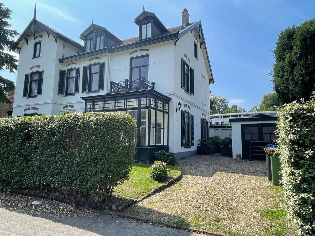 Casa Burgemeester Lambooylaan, Hilversum - En Alquiler