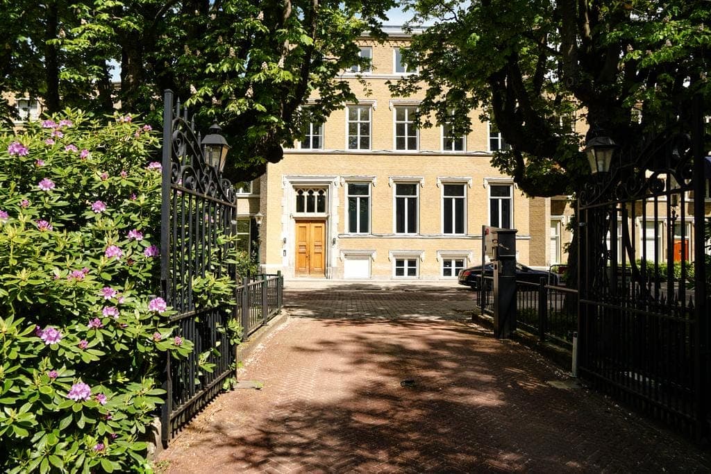 Appartement Nassaulaan 6-C, La Haye - À Louer