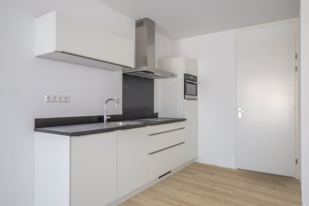 Appartement Bodestraat 351, Almere - À Louer