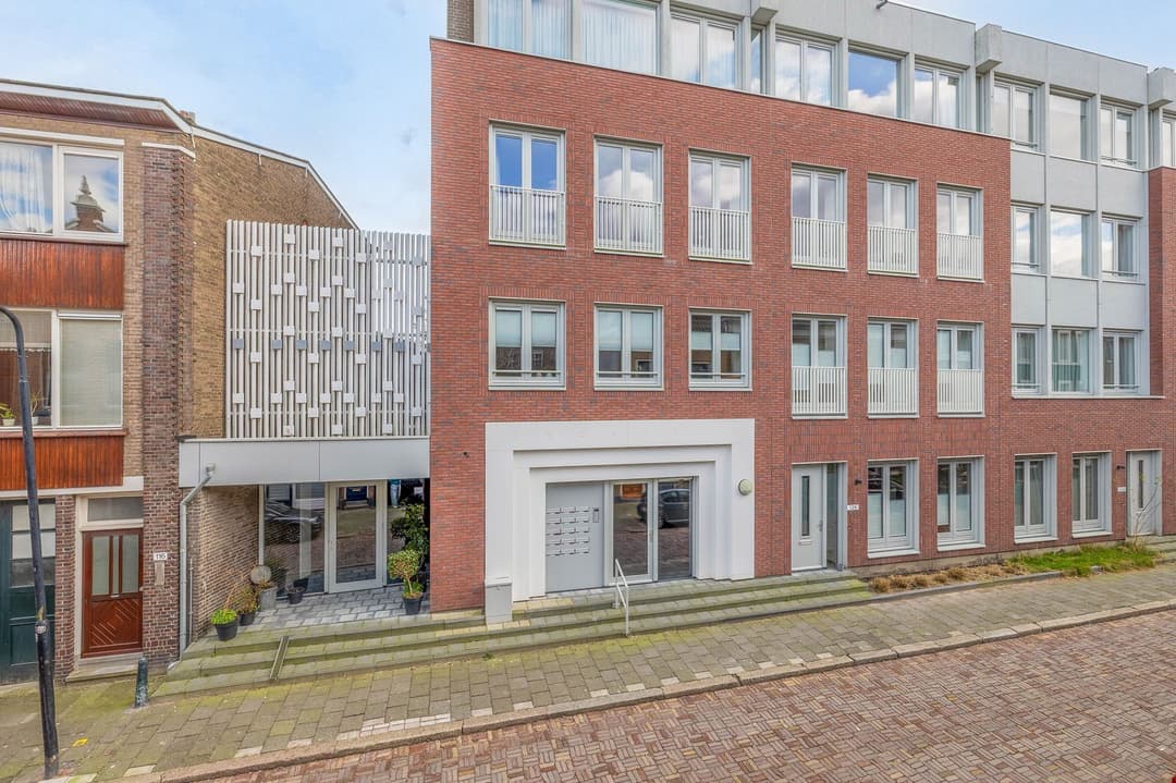 Apartment Kromhout 122-C, Dordrecht - For Rent