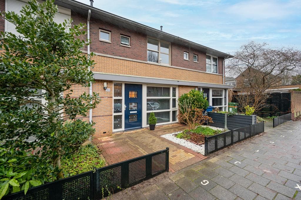 Roland Holststraat 301321 TV Almere - Te Huur