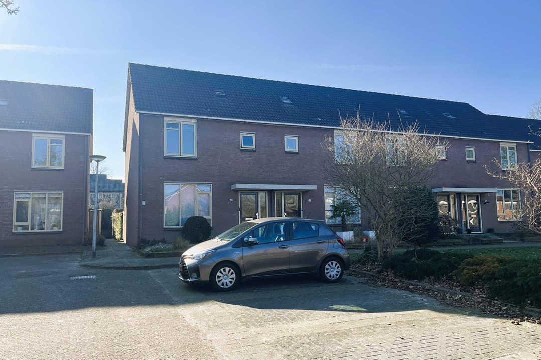 Casa Familiar en De Essen, Oldenzaal - En Alquiler