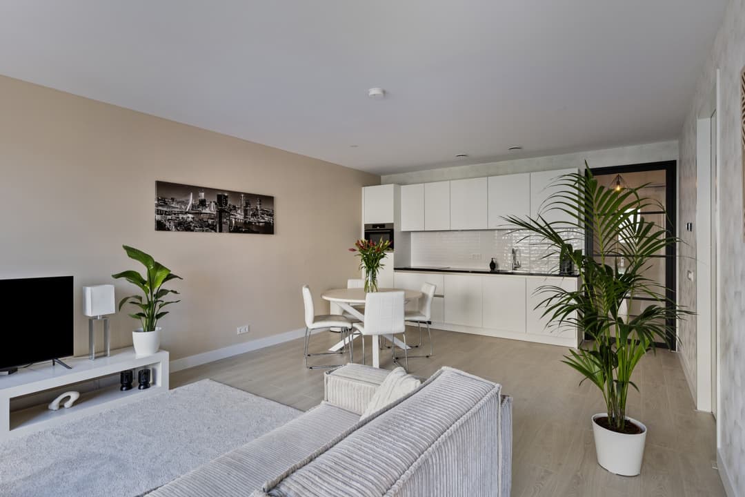 Apartamento Moderno en Alquiler en Laan op Zuid, Rotterdam