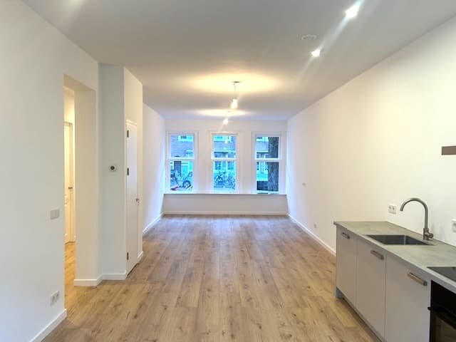 Appartement NieuwHaarlemmermeerstraat 32, Amsterdam - Te Huur