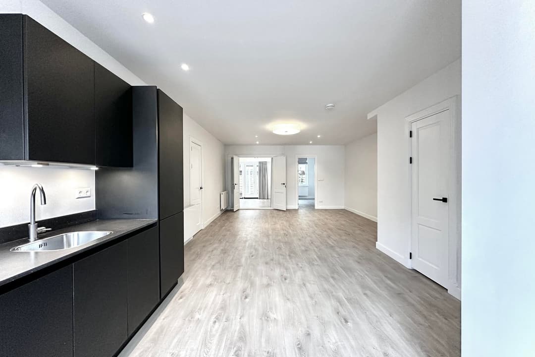 Appartement NieuwSchinkelkade 45-H, Amsterdam - Te Huur