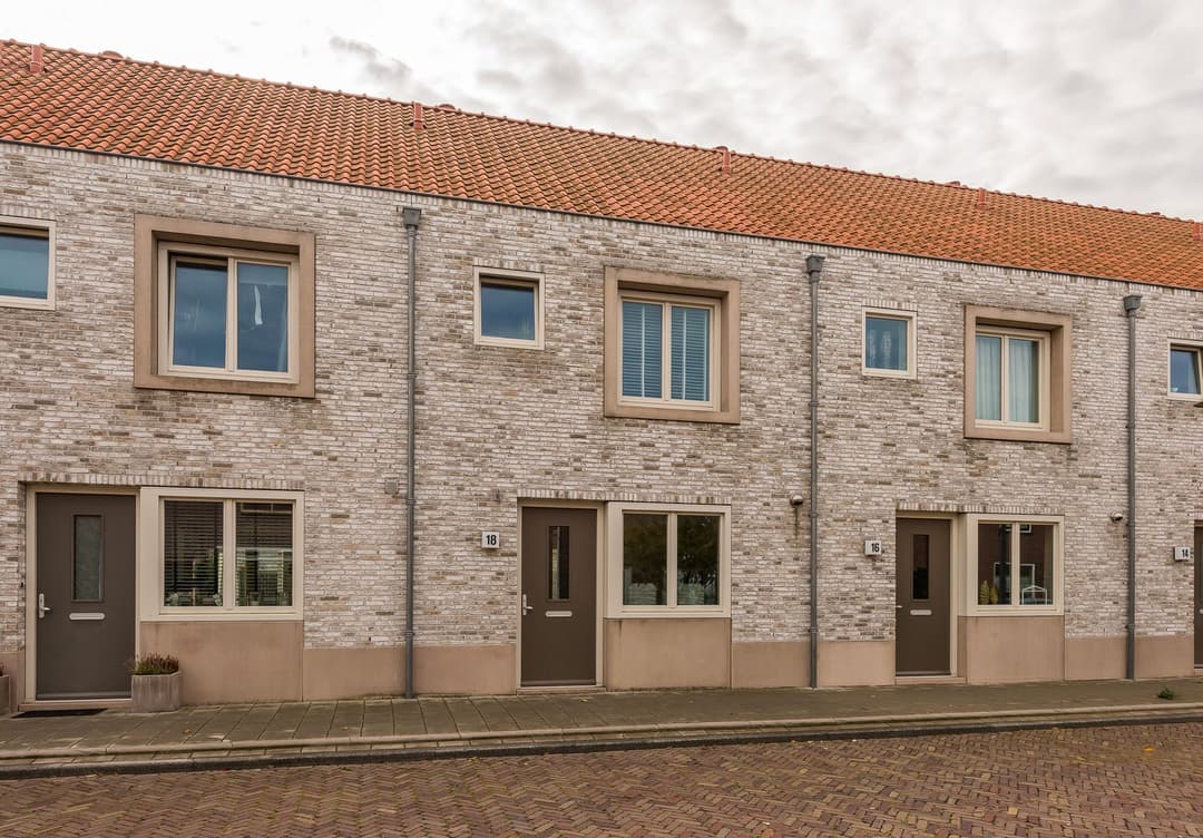 Flat van Gochstraat 182, 's-Gravenzande - Te Huur