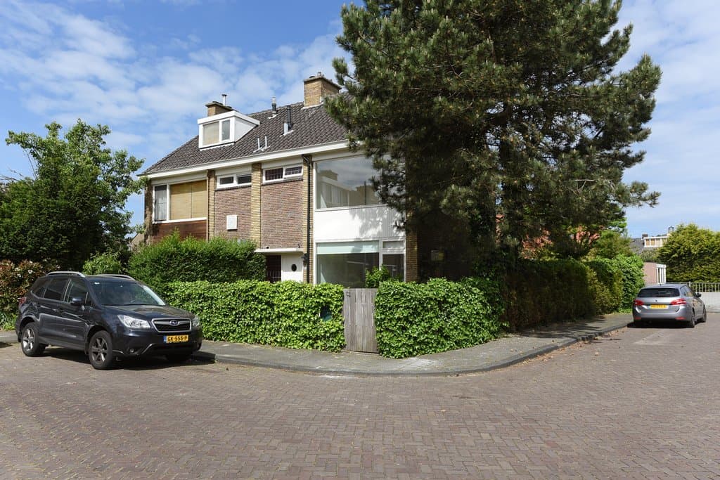 Maison d'Angle Fresiaplein 102241 XS Wassenaar - À Louer