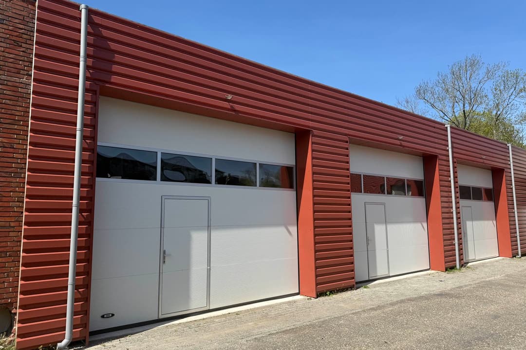 Garage Box NieuwMidlumerlaan 118, Harlingen - À Louer
