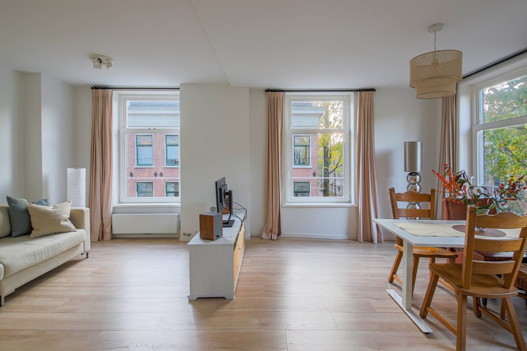 Flat Czaar Peterstraat 174, Amsterdam - For Rent