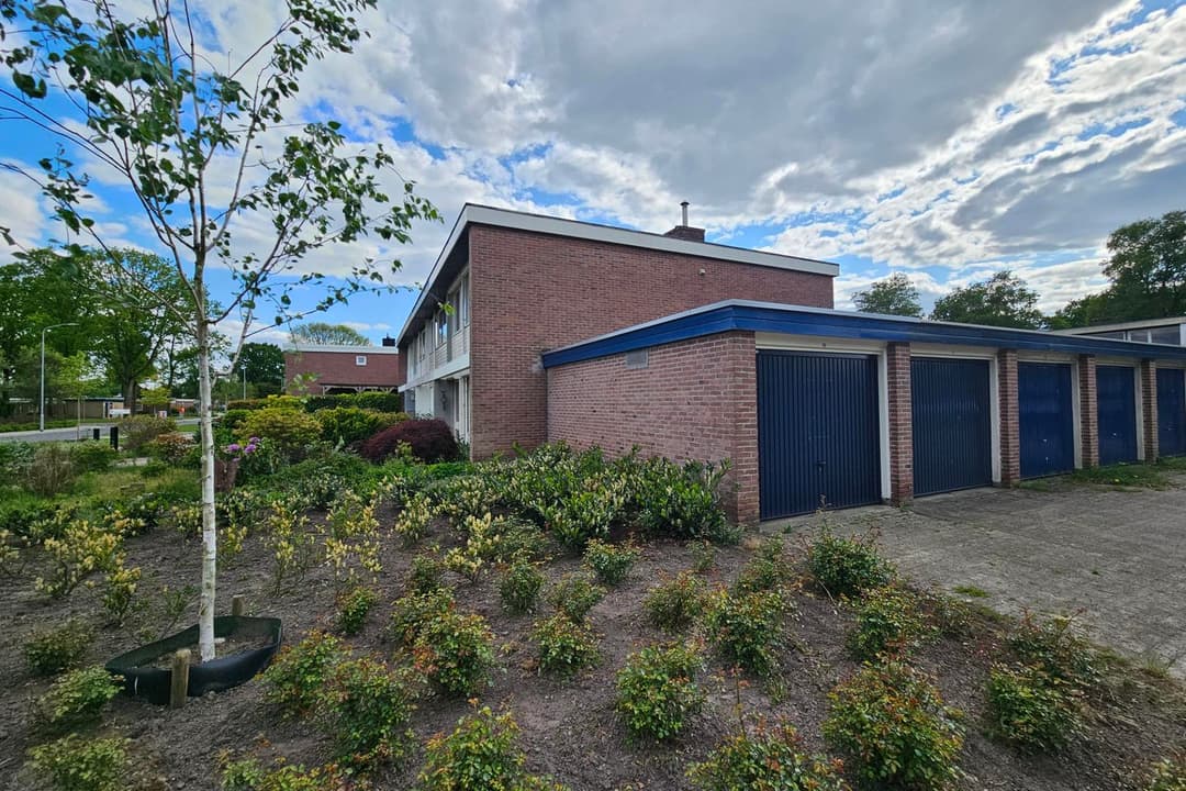 Box de Garaje Veldlaan 42-B136, Emmen - En Alquiler