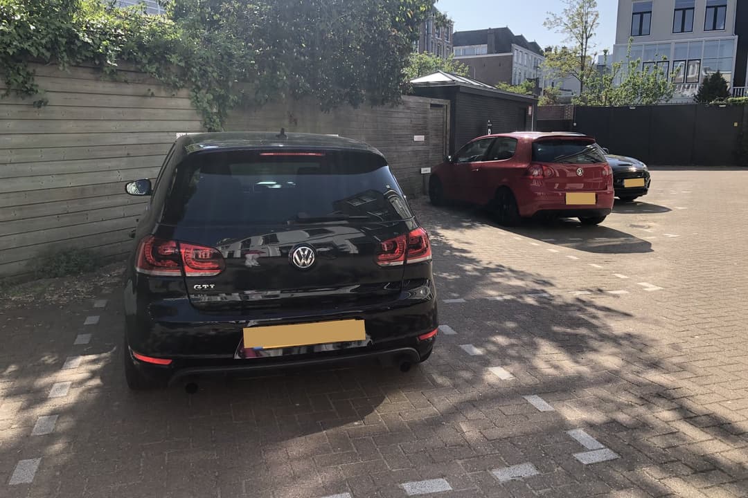 Place de Parking Sumatrastraat 269 PP, La Haye - À Louer