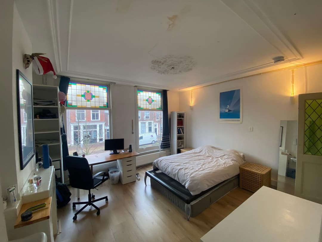 Uncarpeted Room for Rent, Voorstraat, Delft