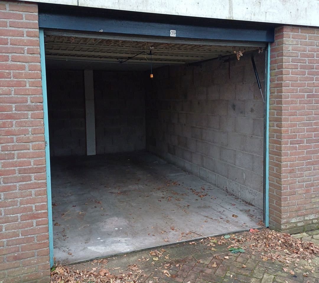 Garage zu Vermieten in Marne 42-391186 PB Amstelveen