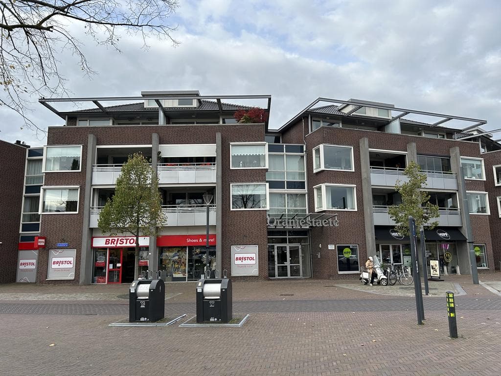 Penthouse Oranjestraat, Best - For Rent