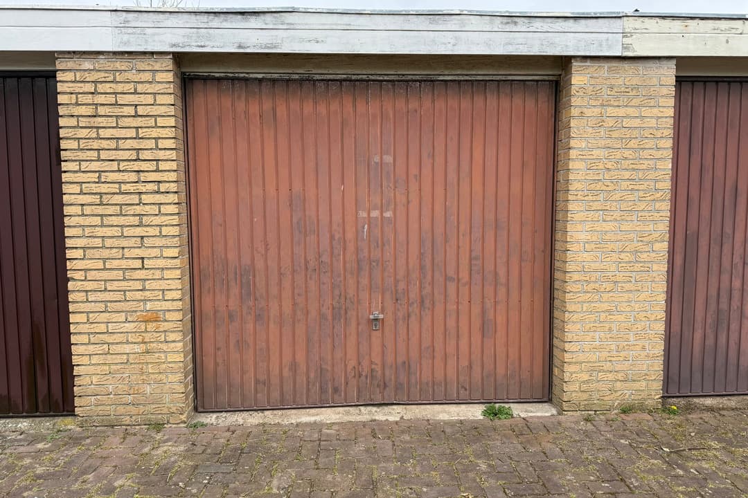 Garage Box Smetanastraat 132324 BB Leiden - À Louer