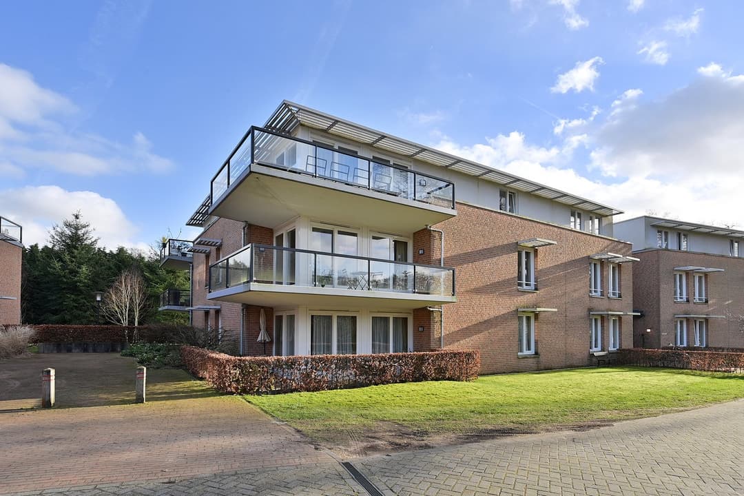 Appartement NieuwNaarderstraat 81-13, Laren (NH) - Te Huur