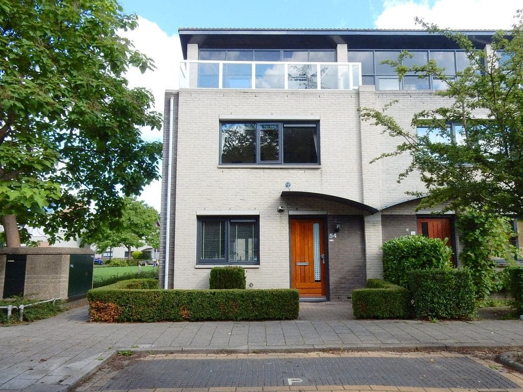 Huis Wethouder Sonneveldhof 54, Delfgauw - Te Huur