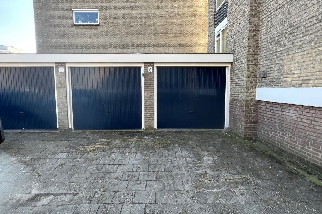 Garagebox Dirk van Voorburglaan 352, Voorburg - Zu Vermieten