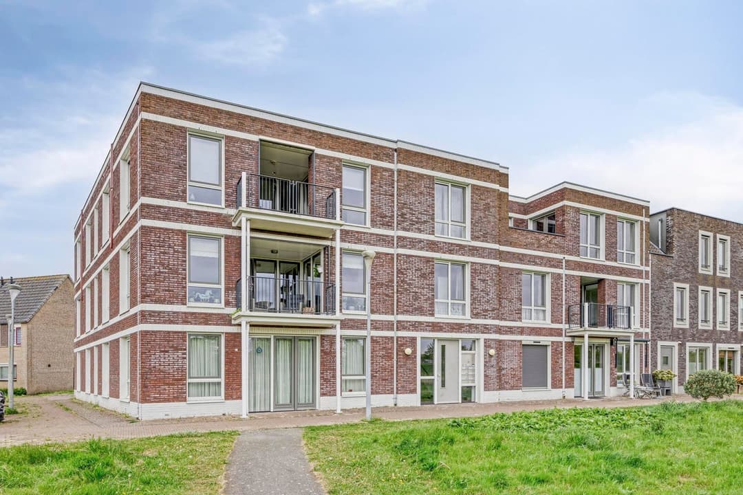 Flat Burgemeester Jansoniushof, Hoofddorp - For Rent