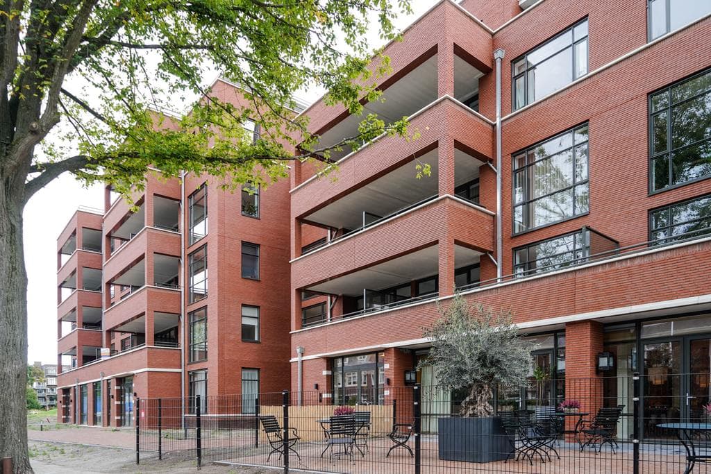 Bronovolaan 1-C, Den Haag - Te Huur