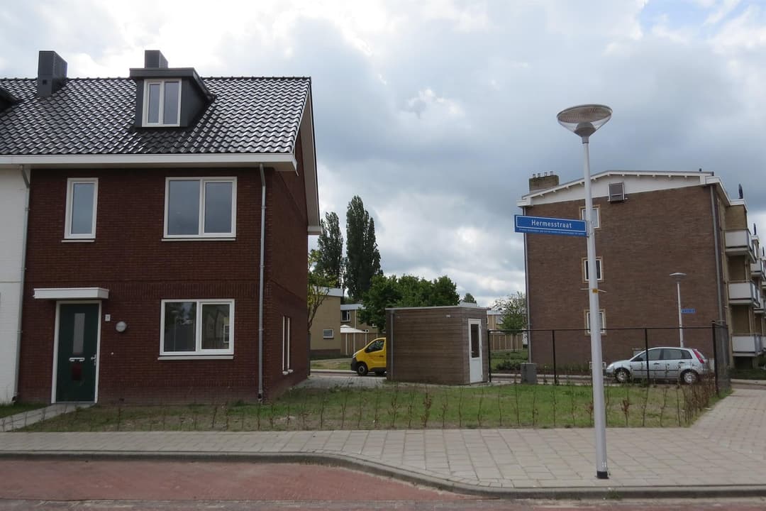 Maison d'Angle Hermesstraat 207, Hengelo (OV) - À Louer