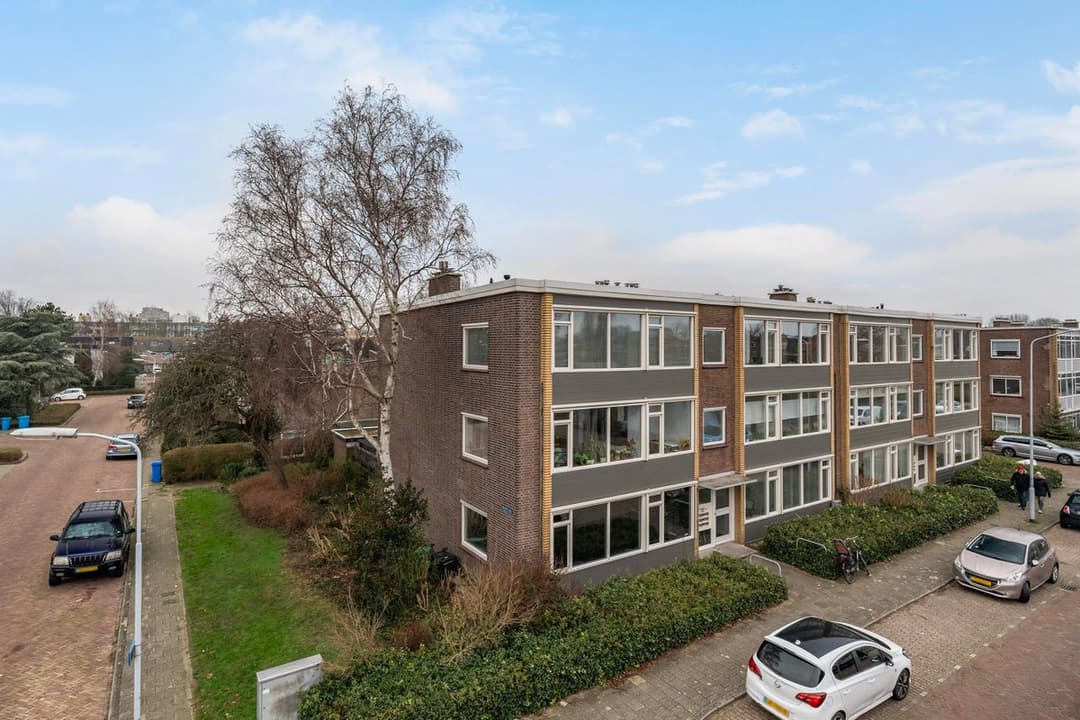 Flat Prins Bernhardlaan 19, Leidschendam - For Rent