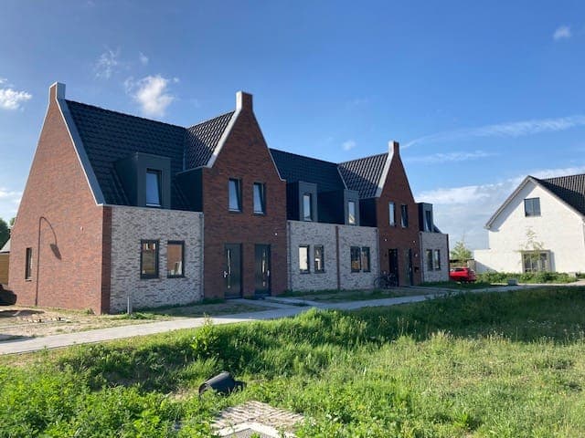 Amplia Casa Esquina Kiepeloop 237, Barneveld - En Alquiler