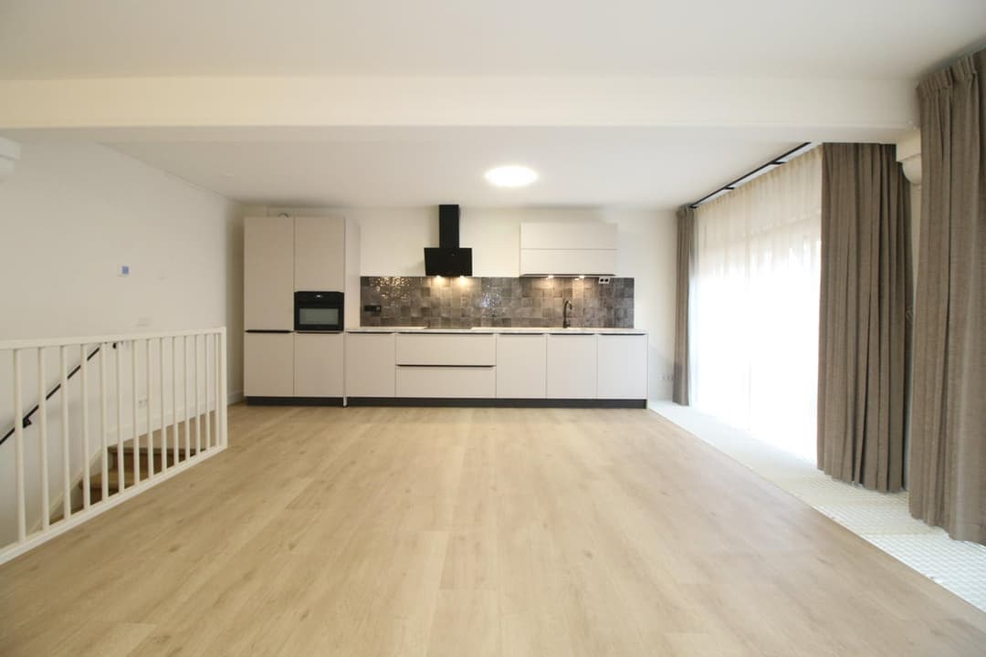 Flat Singel, Dordrecht - For Rent