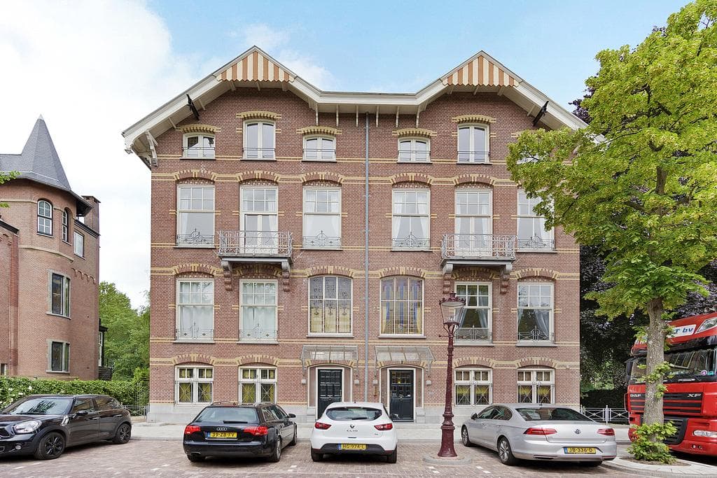 Apartment Koningslaan 22-B, Amsterdam - For Rent