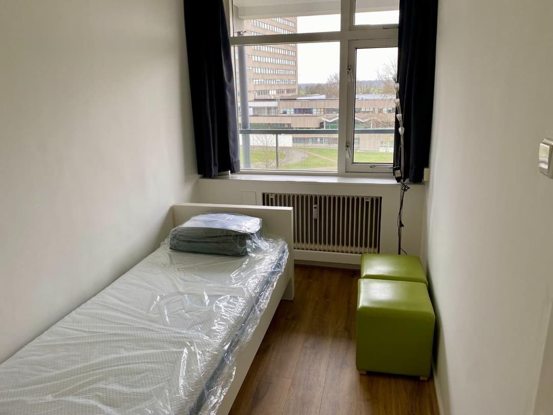 Furnished Room for Rent, Burgemeester Caan van Necklaan, Leidschendam