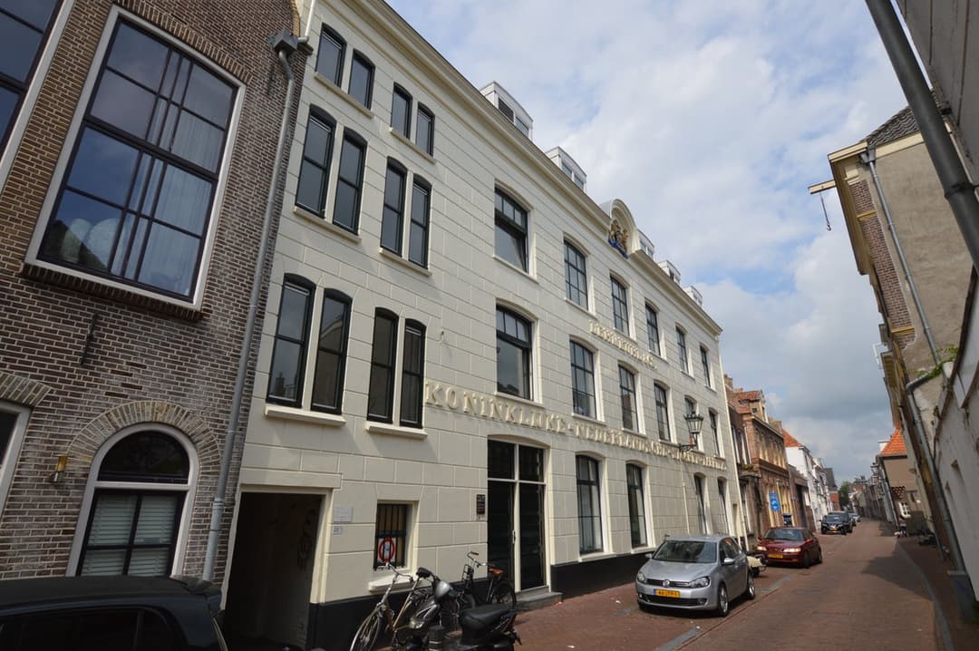 Flat Voorstraat 24 01, Kampen - For Rent