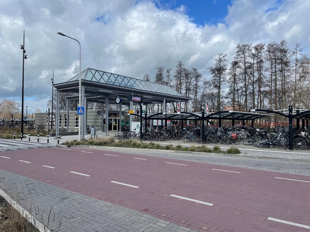 Appartement Meublé à Louer, Stationsweg, Leerdam