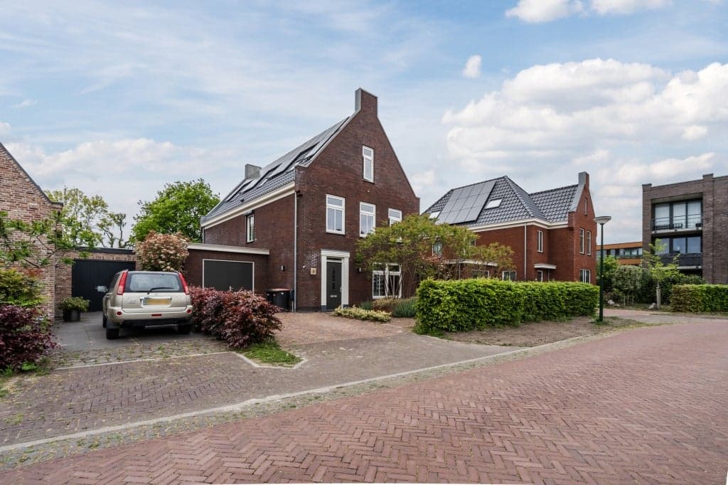 House Nicolaas Blokkerlaan, Heiloo - For Rent