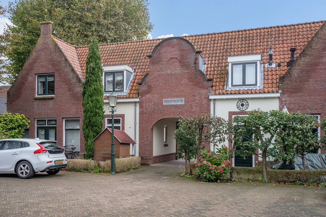 Ongemeubileerd Huis in Regthuyshof, Wassenaar - Te Huur