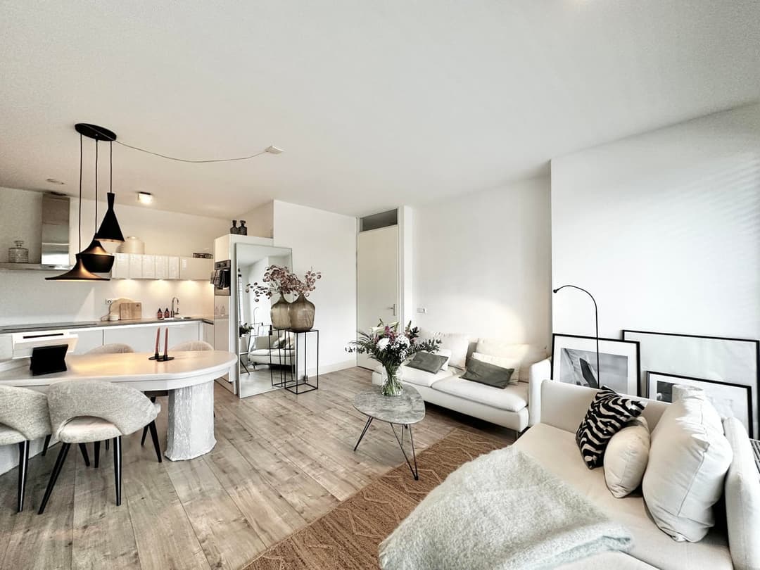 Flat Wim van Estlaan, Amsterdam - Te Huur