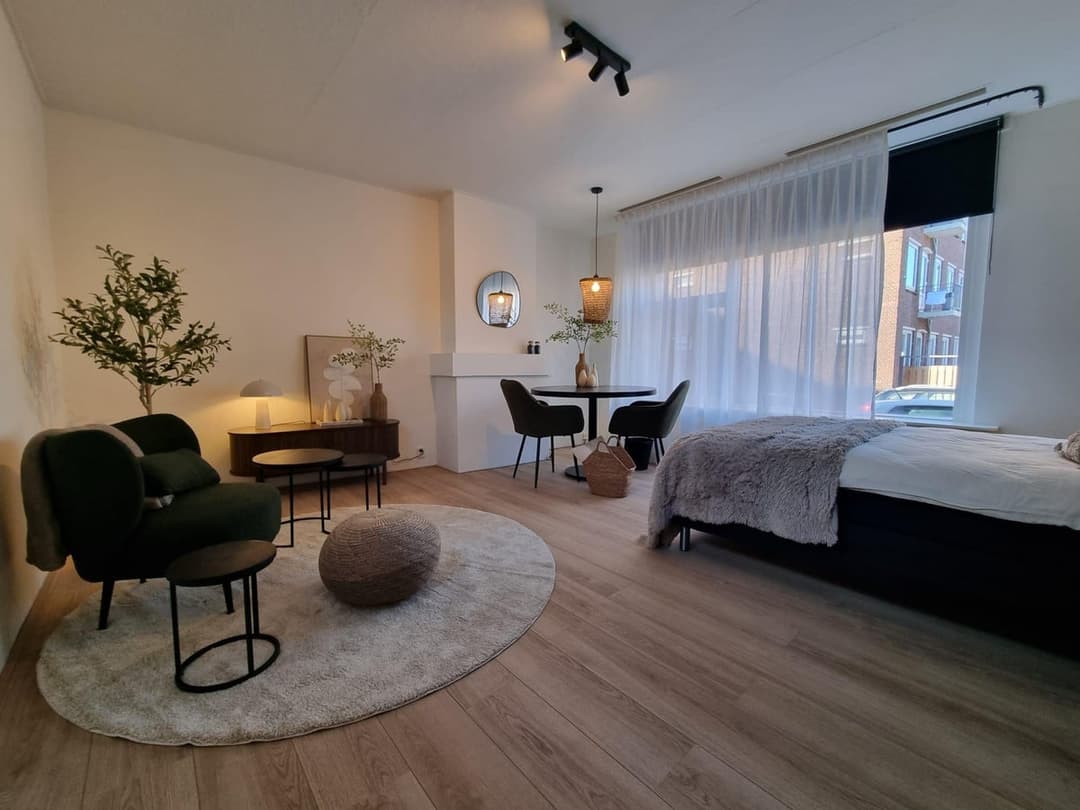 Chambre Kruizemuntstraat, Rotterdam - À Louer