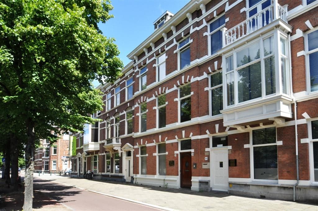 Bovenwoning Bezuidenhoutseweg 243-A, Den Haag - Te Huur