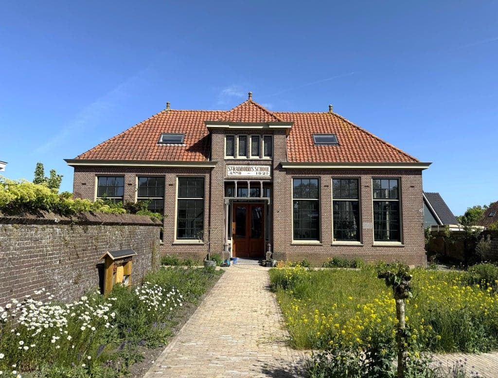 House It Heech, Dronryp - For Rent