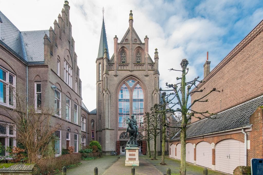 Flat Oudegracht, Utrecht - Te Huur