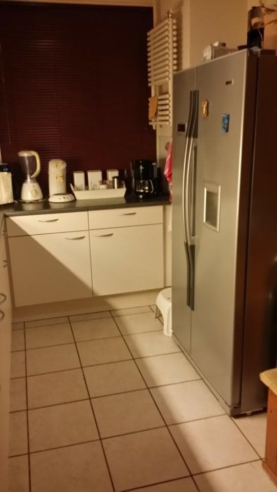 Unfurnished Room for Rent - Wethouder Driessenstraat, Amsterdam