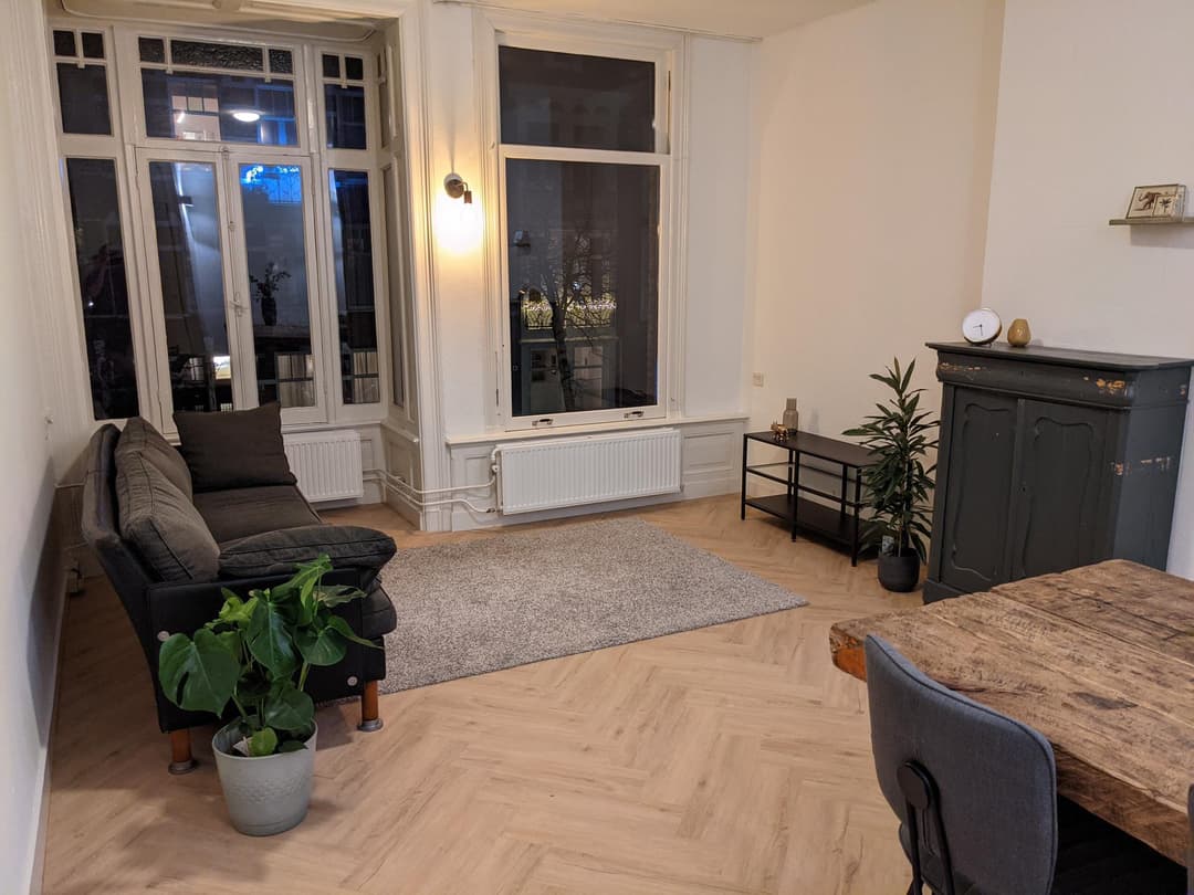 Möbliertes Zimmer zu Vermieten, Hogeweg, Amsterdam