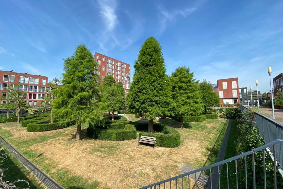 Furnished Room for Rent - Veluwemeer, Woerden
